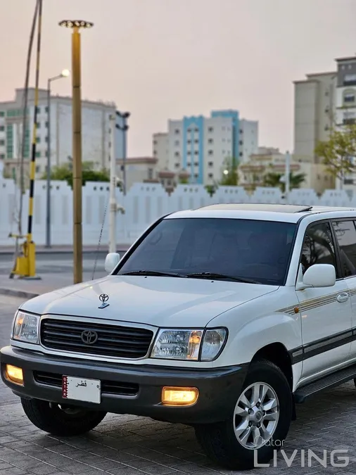 تويوتا لاند كروزر VXR 1998 — QatarLiving